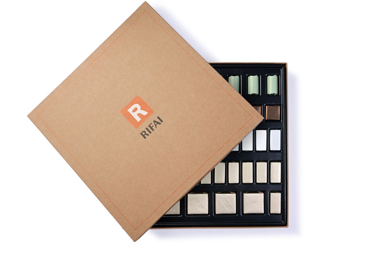 Classic Square Large Chocolate Box